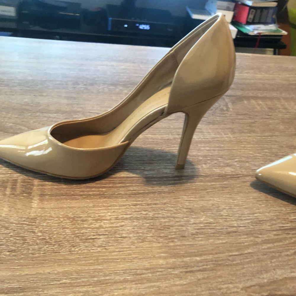Shoes - Picture 3 of 5